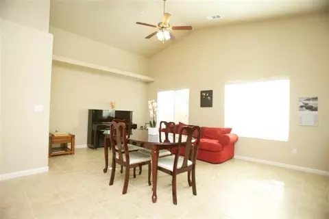4123 E Vassar Ct, Visalia, CA 93292 photo 5