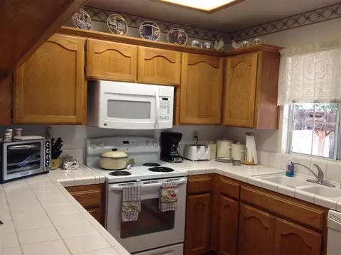 1473 Oak Ave, Clovis, CA 93611 photo 3