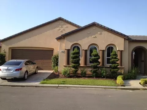 3430 Bloomfield Ln, Clovis, CA 93619 photo 1