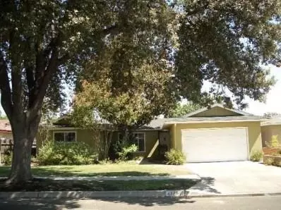4875 E Pico Ave, Fresno, CA 93726 photo 2