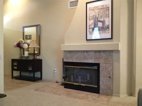 72 W Tivoli Ln, Clovis, CA 93619 photo 6