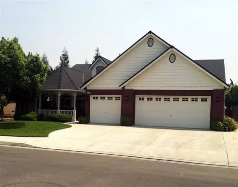 1761 N Orangewood Ave, Clovis, CA 93619 photo 1