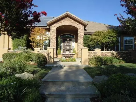 12230 N Via Villa Rosa Ave, Clovis, CA 93619 photo 2