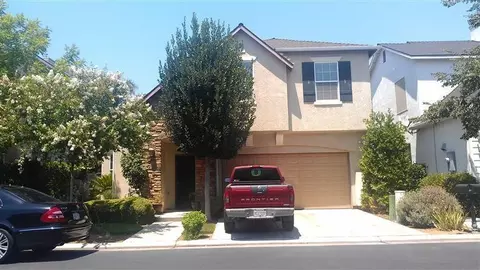 83 W Bordeaux Ln, Clovis, CA 93619 photo 1