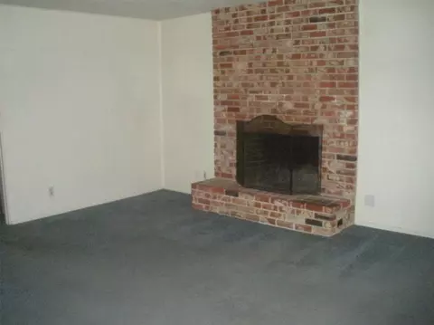 2114 9th St, Sanger, CA 93657 photo 5