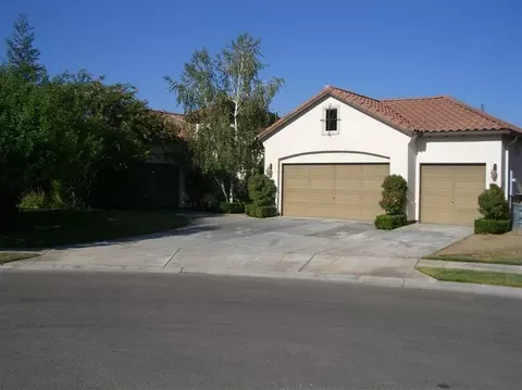 1897 N Megan Ave, Clovis, CA 93619 photo 1