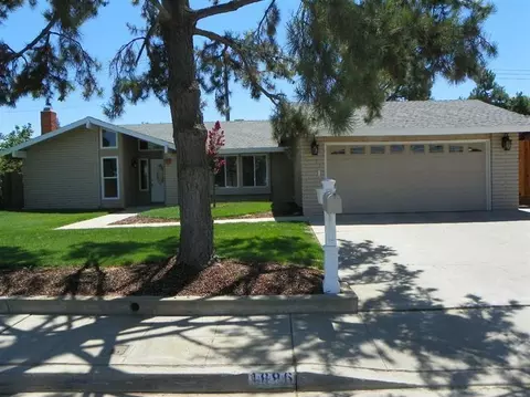 1886 Calimyrna Ave, Clovis, CA 93611 photo 1
