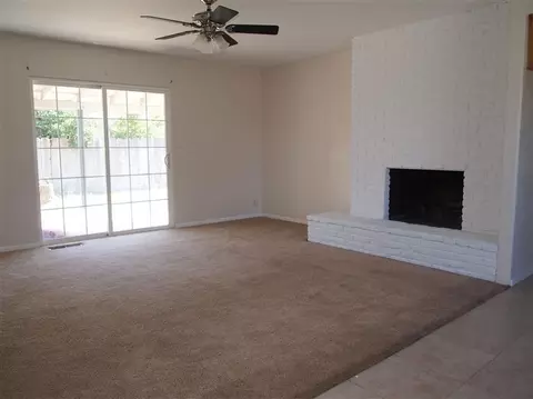 2100 W 4th St, Madera, CA 93637 photo 2