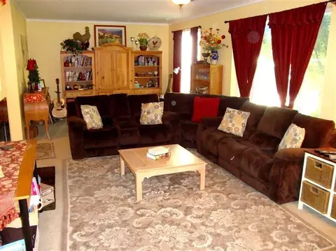 1961 N Rogers Ave, Clovis, CA 93619 photo 10