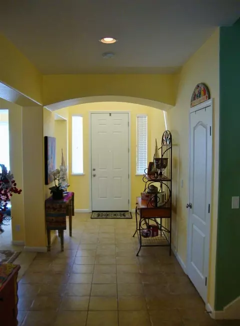 1961 N Rogers Ave, Clovis, CA 93619 photo 4