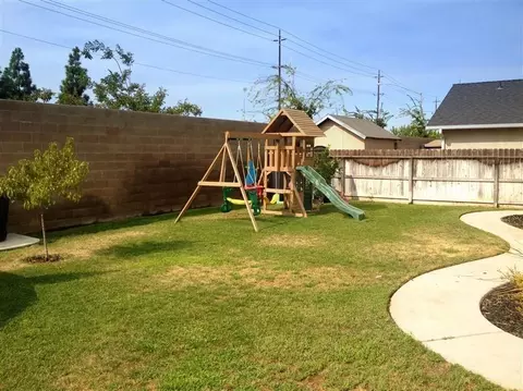 5618 E Tower Ave, Fresno, CA 93727 photo 7