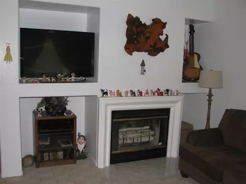2054 Cromwell Ave, Clovis, CA 93611 photo 10