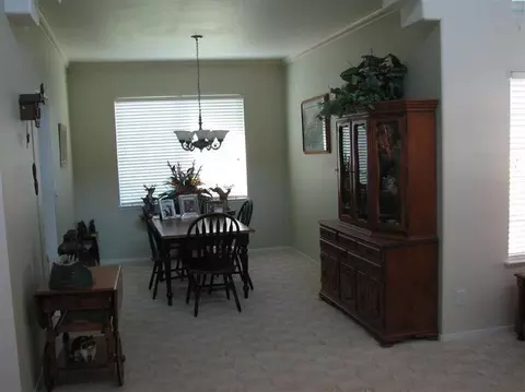 2054 Cromwell Ave, Clovis, CA 93611 photo 3