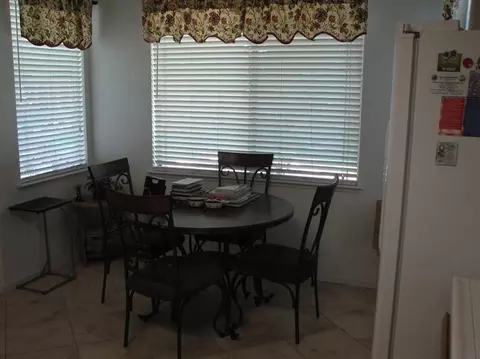 2054 Cromwell Ave, Clovis, CA 93611 photo 8