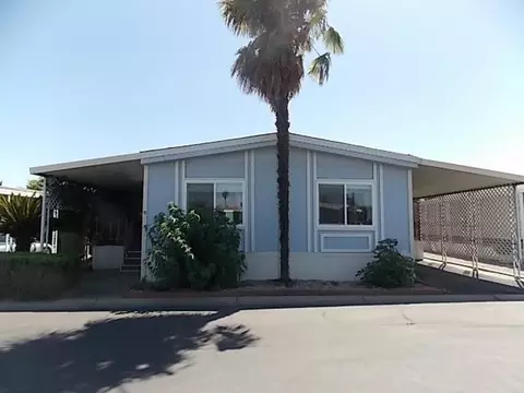 1218 E Cleveland Ave #141, Madera, CA 93638 photo 1