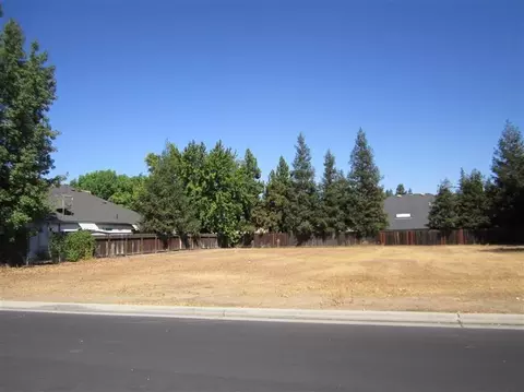 2685 Holly Ave, Clovis, CA 93611 photo 1
