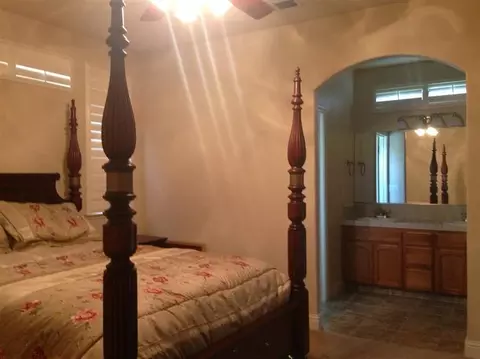 15859 W Botelho Ave, Kerman, CA 93630 photo 6