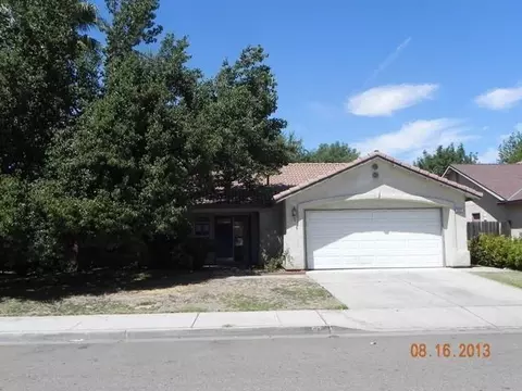 517 Merlot Ave, Madera, CA 93637 photo 1
