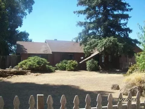 25586 Martin St, Madera, CA 93638 photo 3