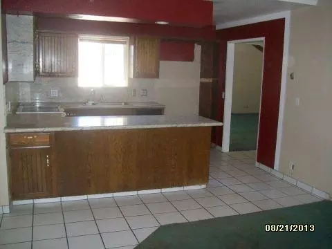 25586 Martin St, Madera, CA 93638 photo 5