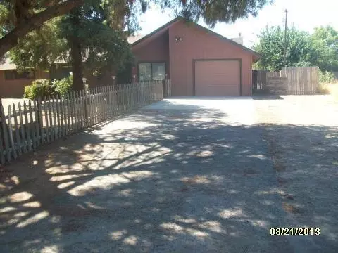 25586 Martin St, Madera, CA 93638 photo 4