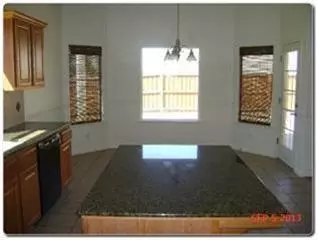 947 Privilege Way, Lemoore, CA 93245 photo 6