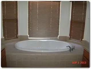 947 Privilege Way, Lemoore, CA 93245 photo 8