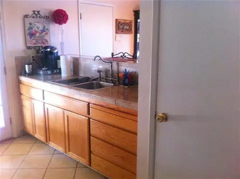 208 Elm St, Madera, CA 93638 photo 5