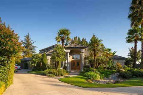 2995 Joshua Ave, Clovis, CA 93611 photo 1