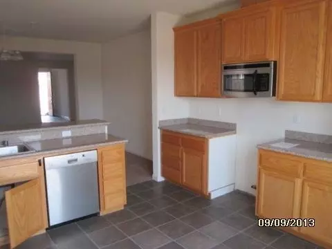 494 Joya Dr, Madera, CA 93637 photo 7