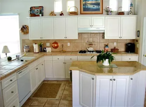 757 W Omaha Ave, Clovis, CA 93619 photo 10