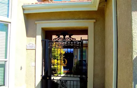757 W Omaha Ave, Clovis, CA 93619 photo 4