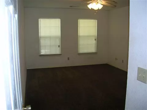 2812 Summer Ln, Madera, CA 93637 photo 6