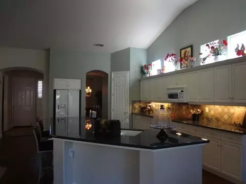 145 W Athens Ave, Clovis, CA 93611 photo 8