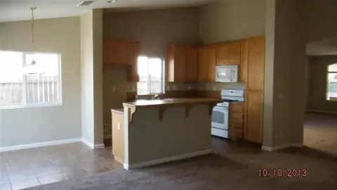 1134 Peach Tree Dr, Madera, CA 93637 photo 4