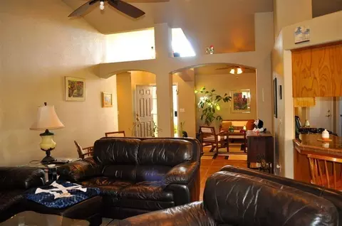 15830 W Kearney Blvd, Kerman, CA 93630 photo 3