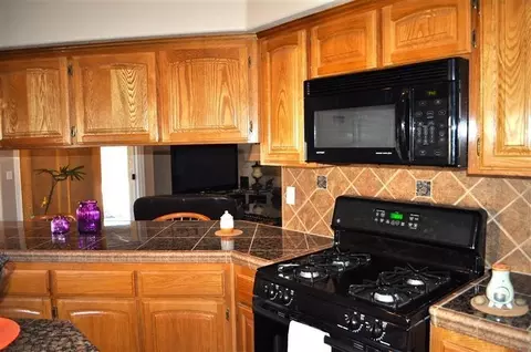 15830 W Kearney Blvd, Kerman, CA 93630 photo 5