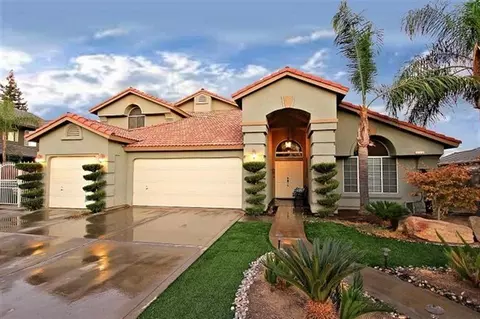3245 Pistachio Ave, Clovis, CA 93611 photo 1
