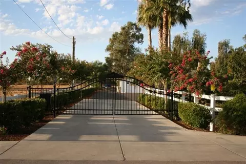 4105 E Perrin Rd, Clovis, CA 93619 photo 4