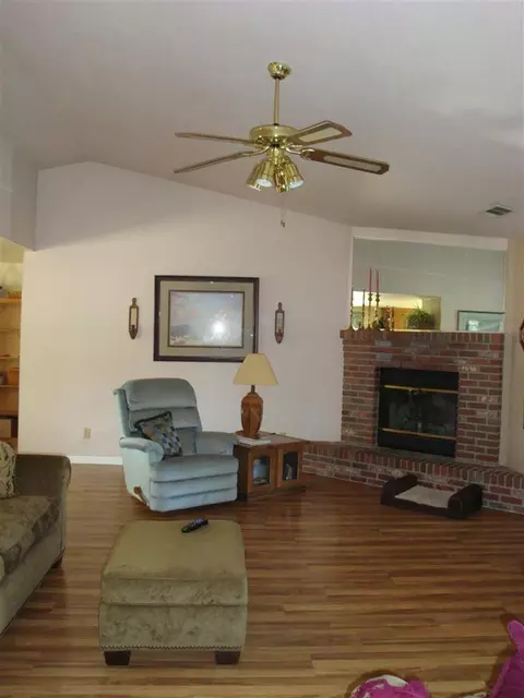 2301 Palo Alto Ave, Clovis, CA 93611 photo 10