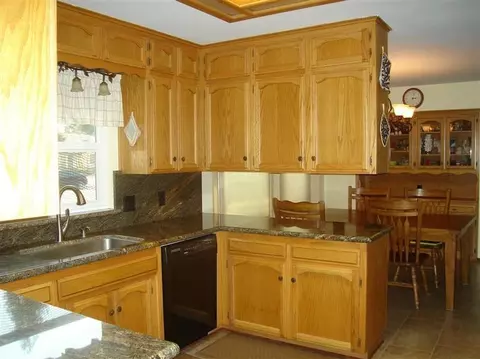 106 Post Ave, Sanger, CA 93657 photo 6