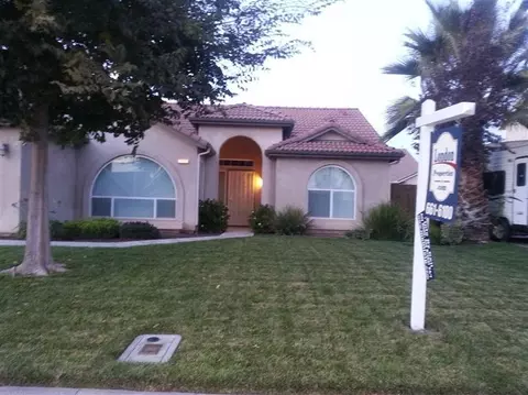 597 St Montelena Dr, Madera, CA 93637 photo 1