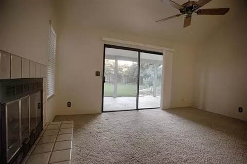 1442 Barstow Ave, Clovis, CA 93611 photo 3