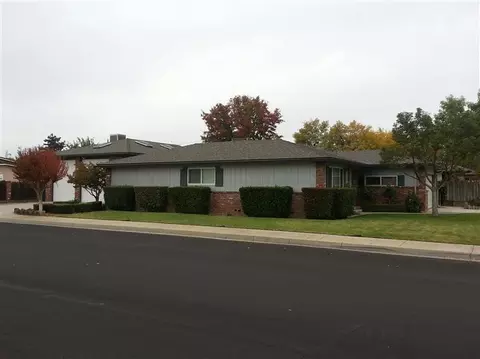 2344 Fine Ave, Clovis, CA 93612 photo 2