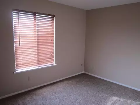 17487 Crest Ave, Madera, CA 93638 photo 10