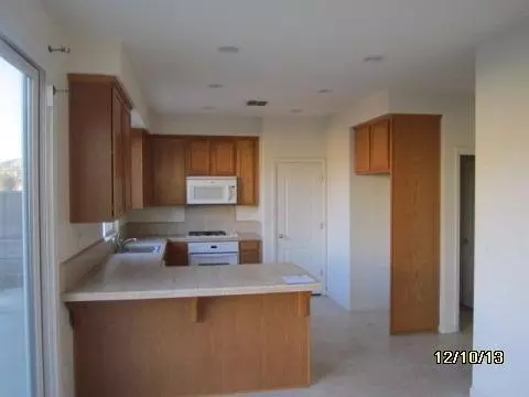 937 Papaya St, Madera, CA 93638 photo 7