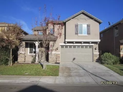 937 Papaya St, Madera, CA 93638 photo 1
