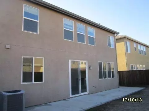 937 Papaya St, Madera, CA 93638 photo 3