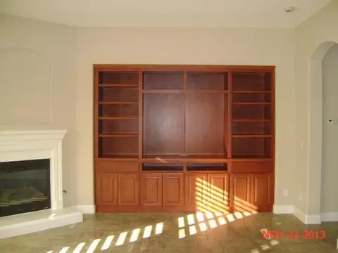 1051 Fallen Leaf Dr, Lemoore, CA 93245 photo 3