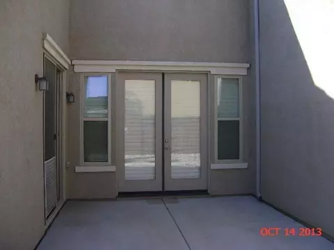 1051 Fallen Leaf Dr, Lemoore, CA 93245 photo 6